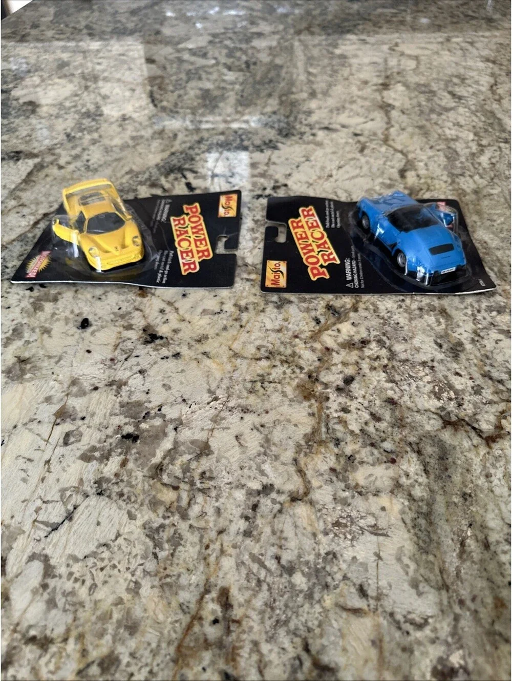 2x Maisto Power Racers A Ferrari & A Porsche NEW + FAST SHIPPING